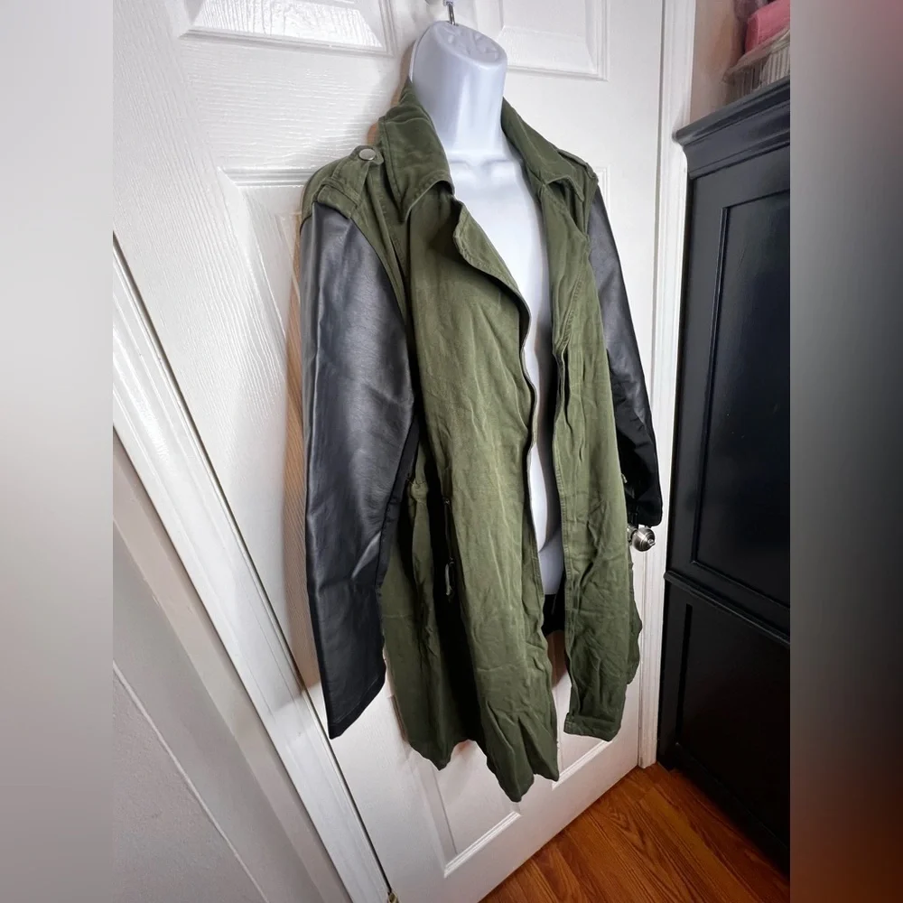 Torrid 0 Twill Canvas Drawstring Jacket Green Olive Faux Leather Sleeve L 12 - Picture 3 of 15